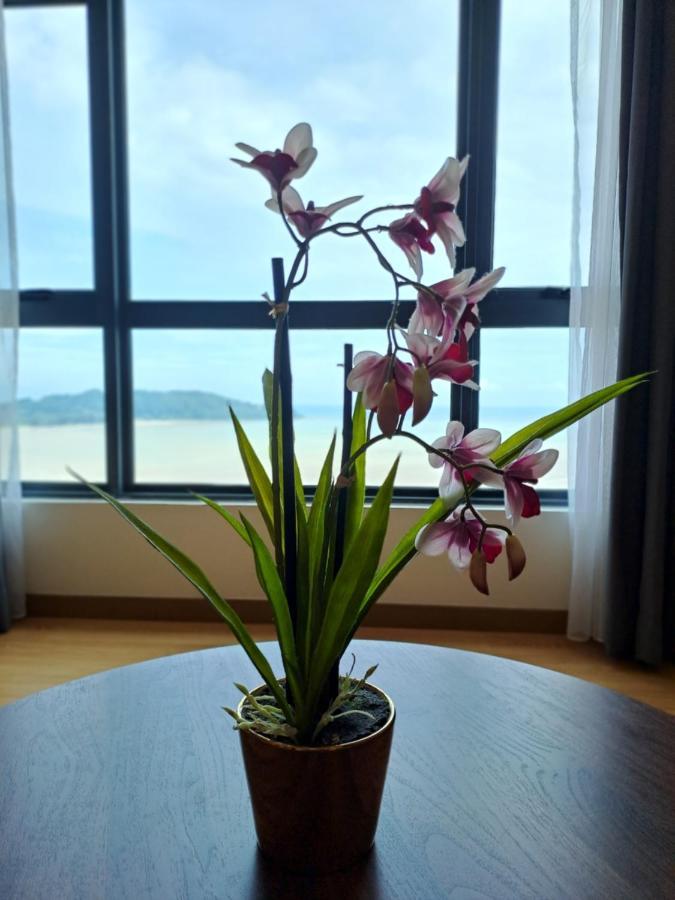 Best Moments Suite 1 Куантан Екстериор снимка